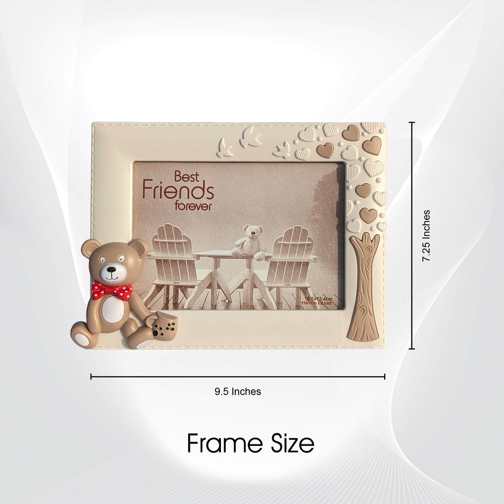 3D Bear Cartoon Photo Frame - Cute 7-Inch Baby Nursery Frame